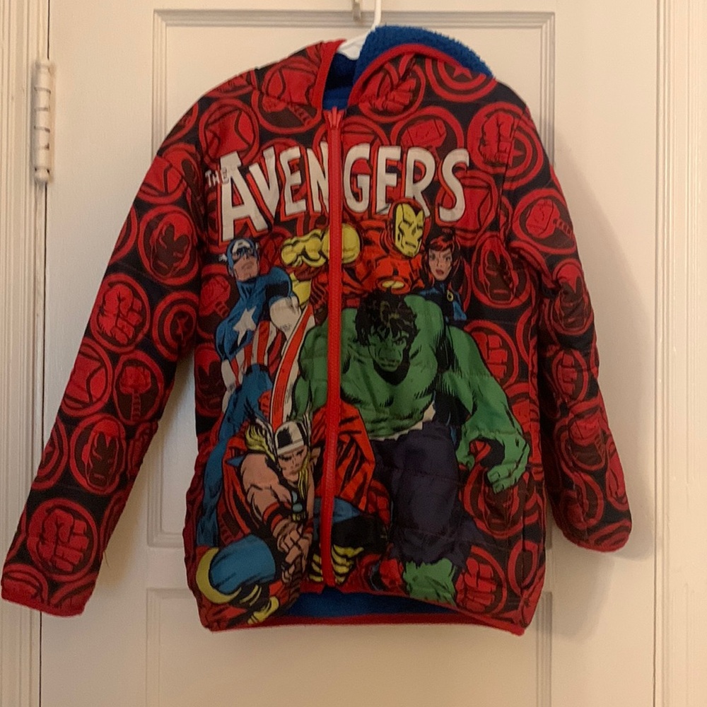 MARVEL Winter Jacket boy size 6 reversible